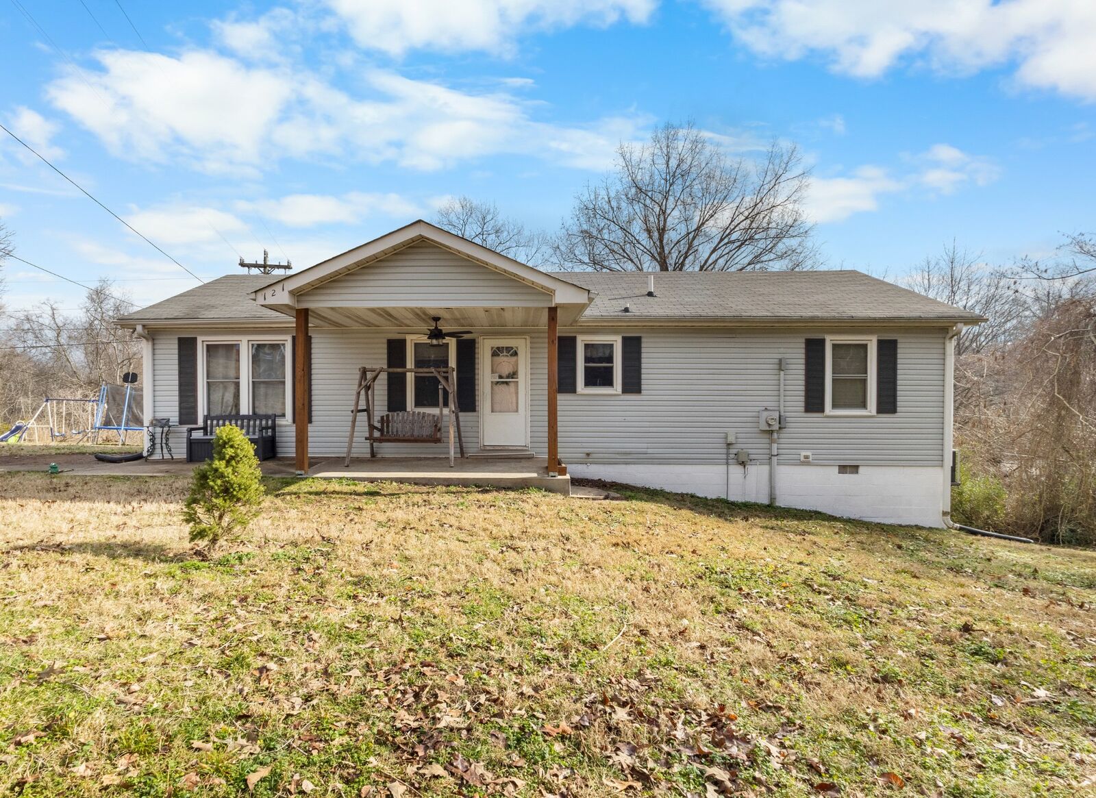 Property Photo: 121 Stacker St TN 37050