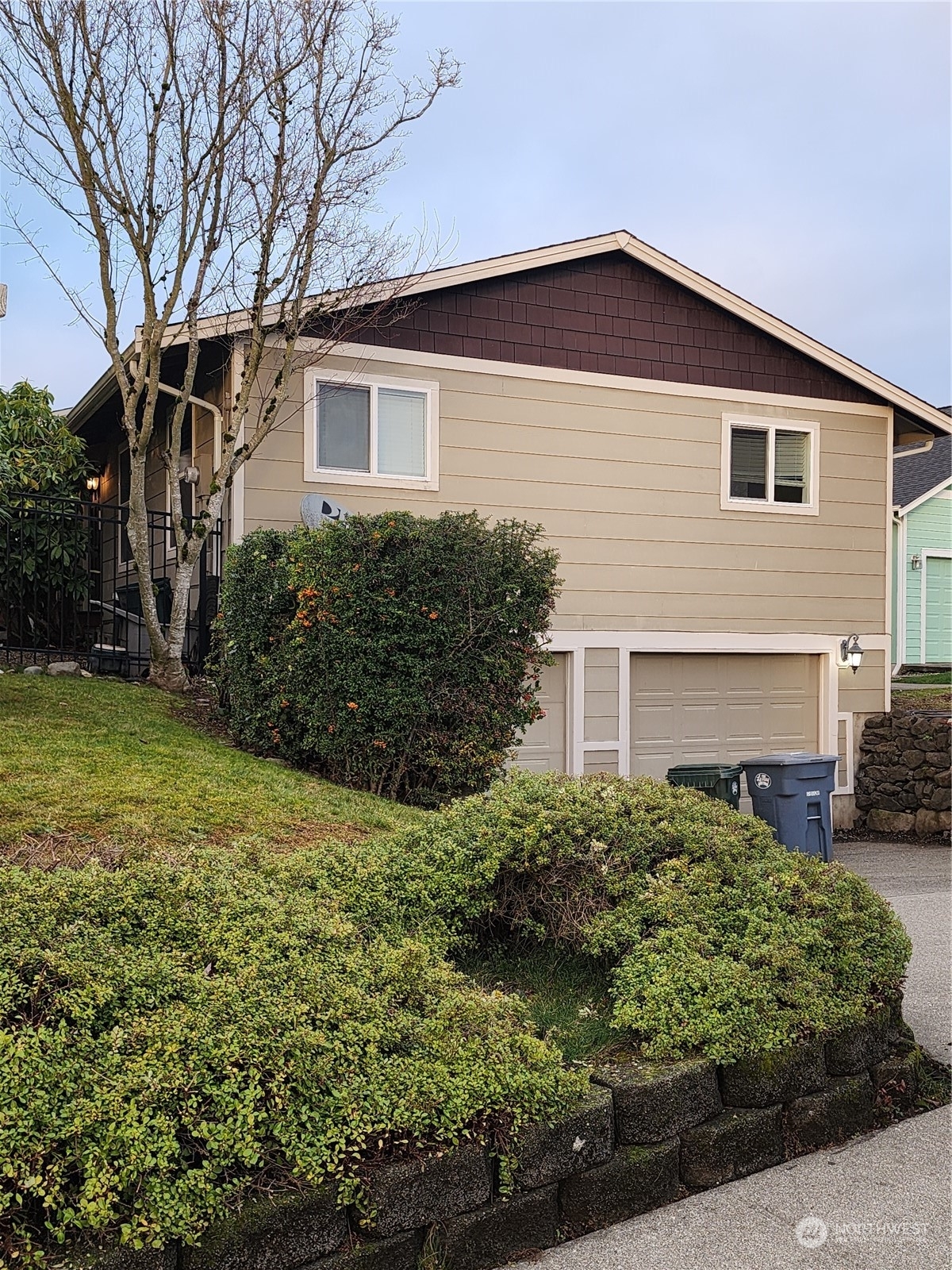 Property Photo:  6211  120th Street Ct E  WA 98373 