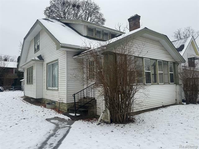 Property Photo: 970 Perry Street MI 48504