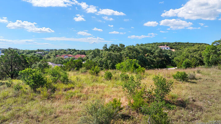 Property Photo: 9828 Midsomer Pl TX 78255