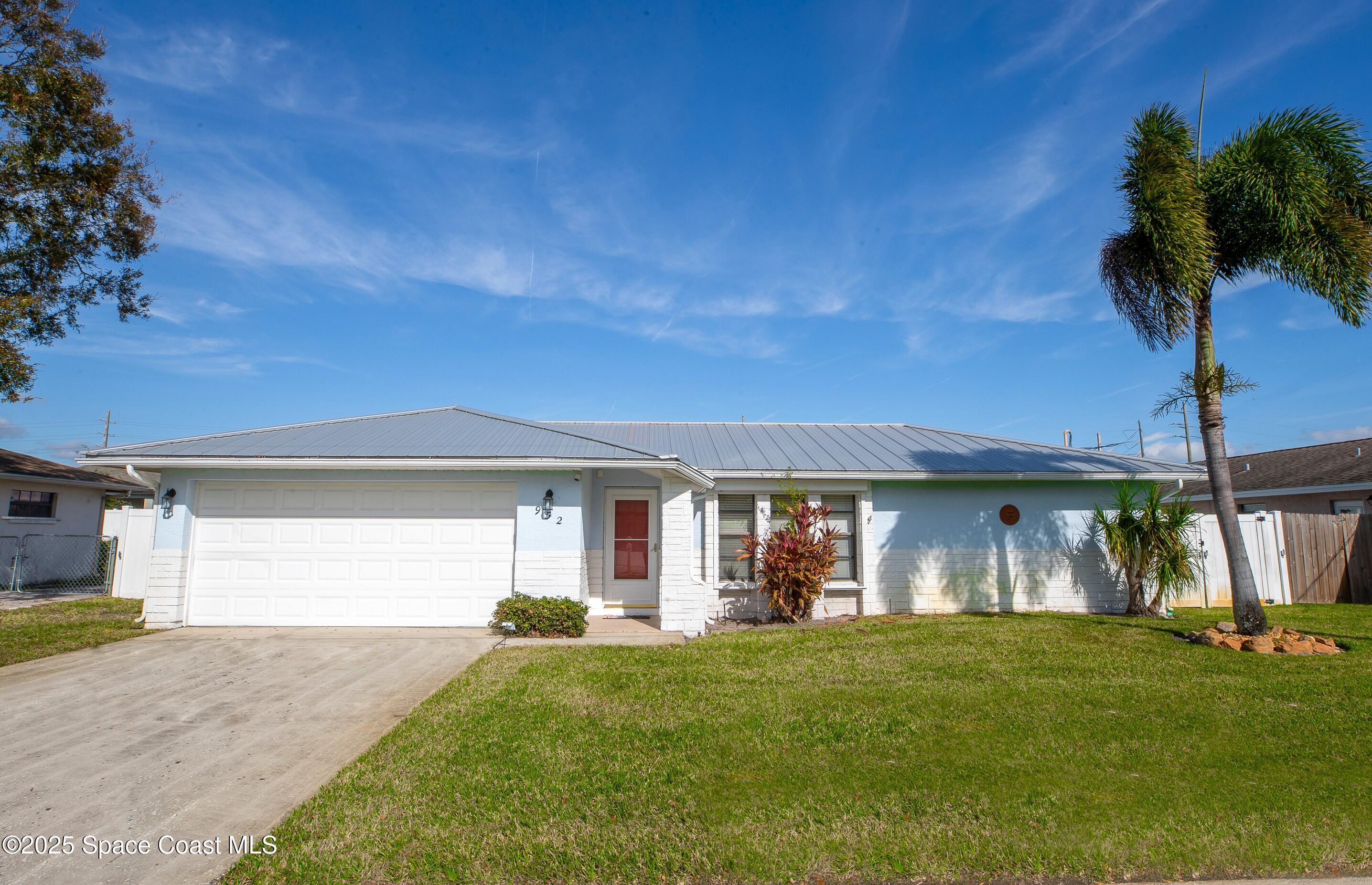 Property Photo:  952 Pineland Drive  FL 32955 
