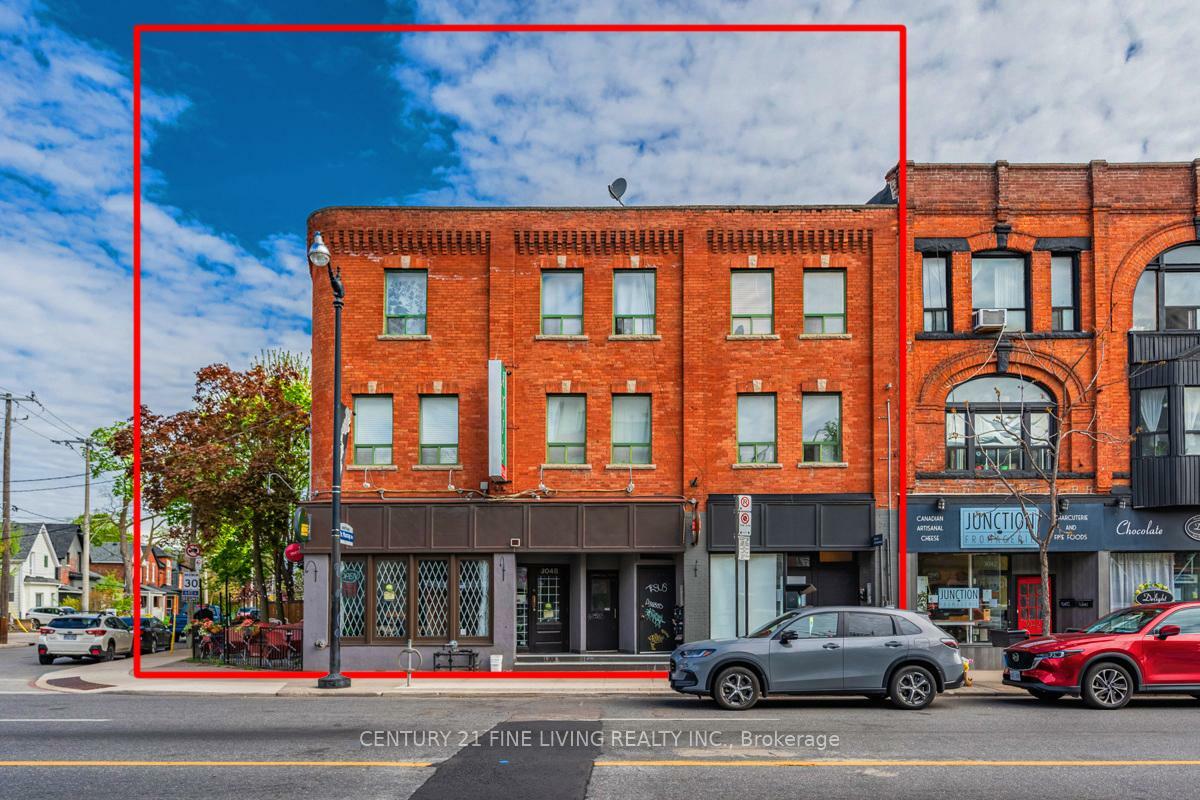 Property Photo: 3048 Dundas Street W ON M6P 1Z3