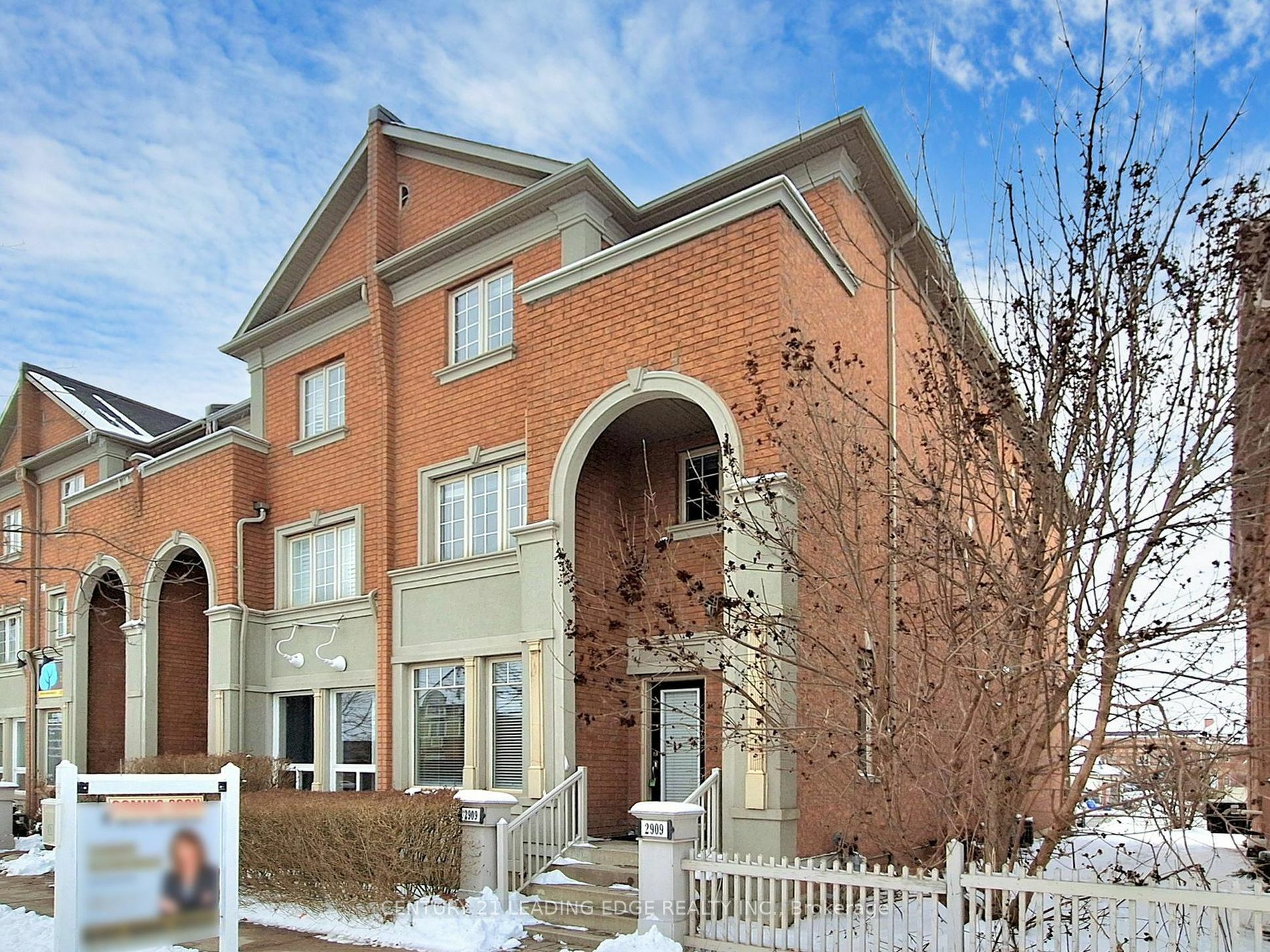 Photo de la propriété:  2909 Bur Oak Ave  ON L6B 1E5 