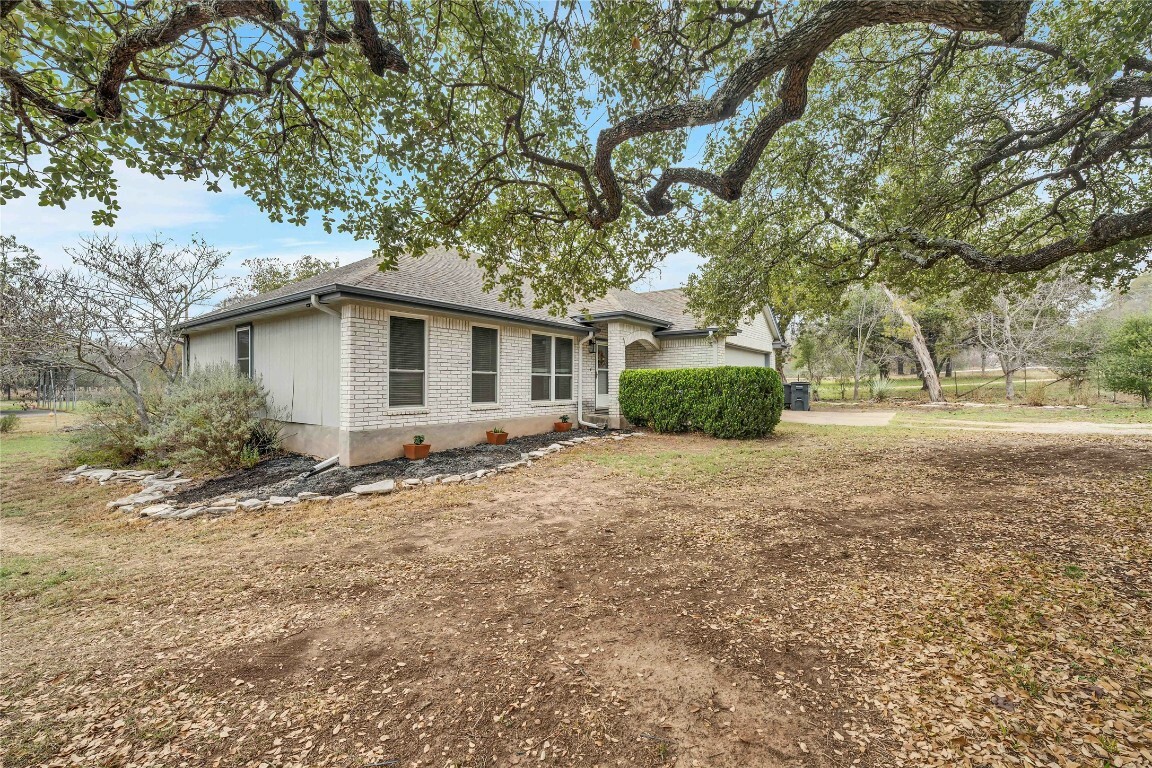 Property Photo:  10808 Slaughter Creek Drive  TX 78748 