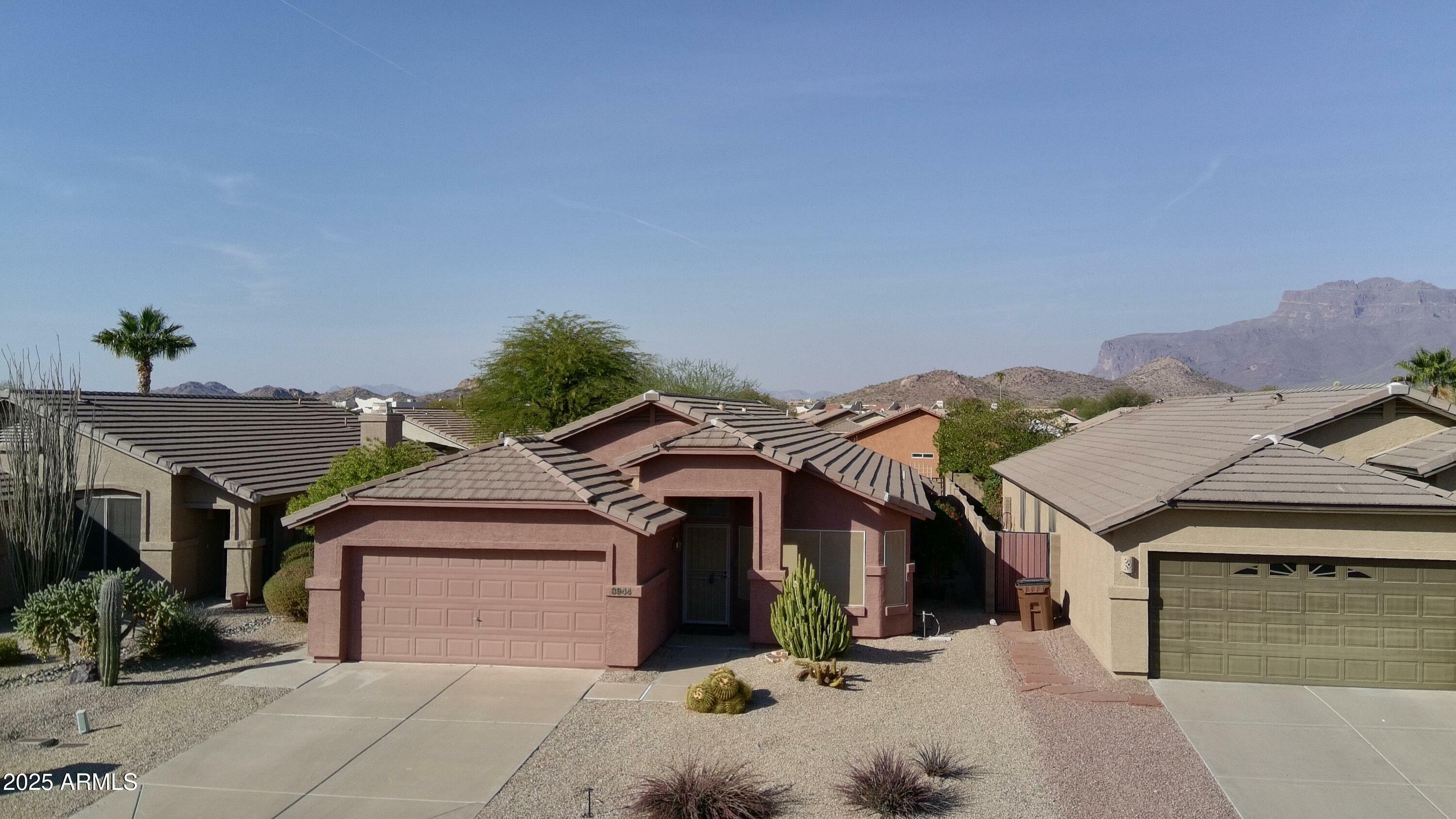 8944 E Red Mountain Lane  Gold Canyon AZ 85118 photo