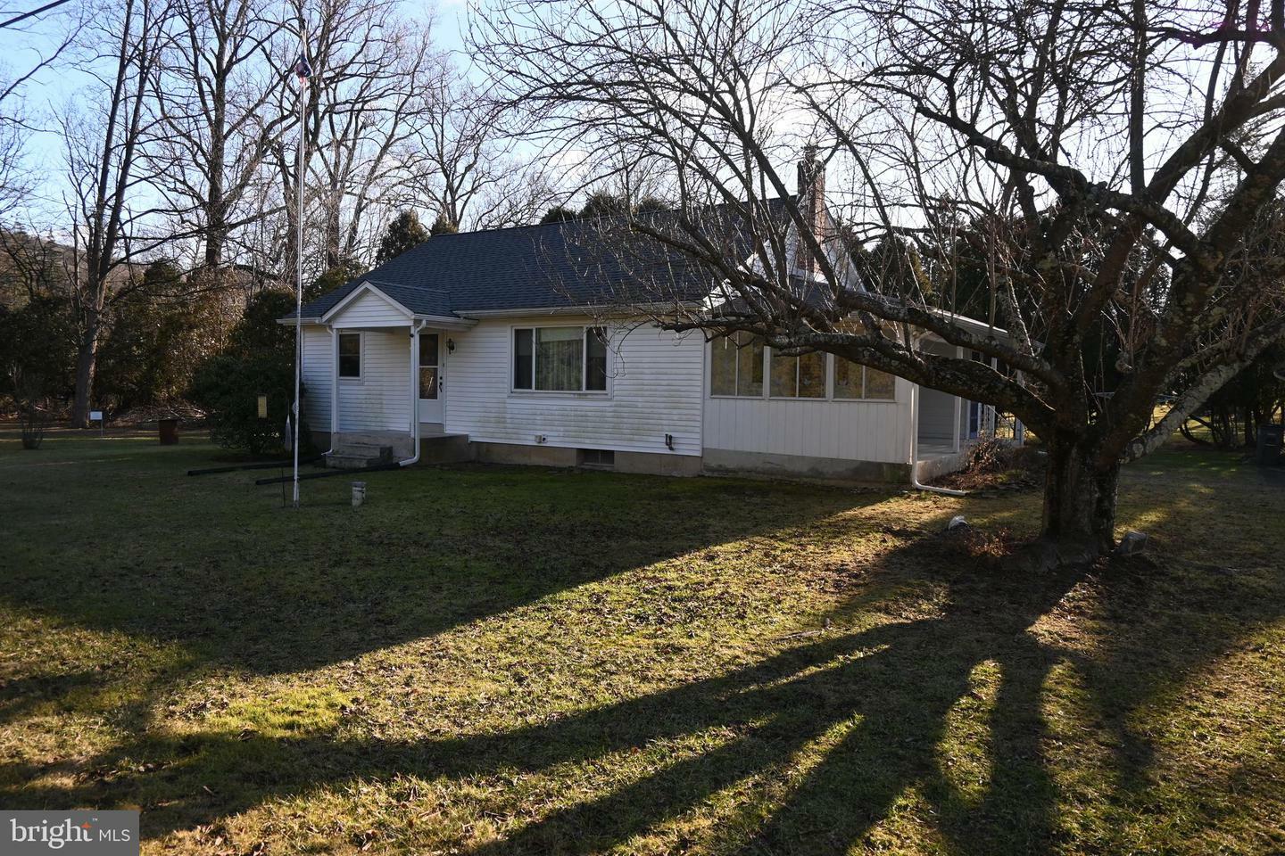 Property Photo:  4865 Vera Cruz Road  PA 18049 