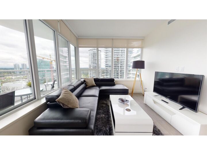 Property Photo: 13318 104th Avenue 2405 BC V3T 0R2