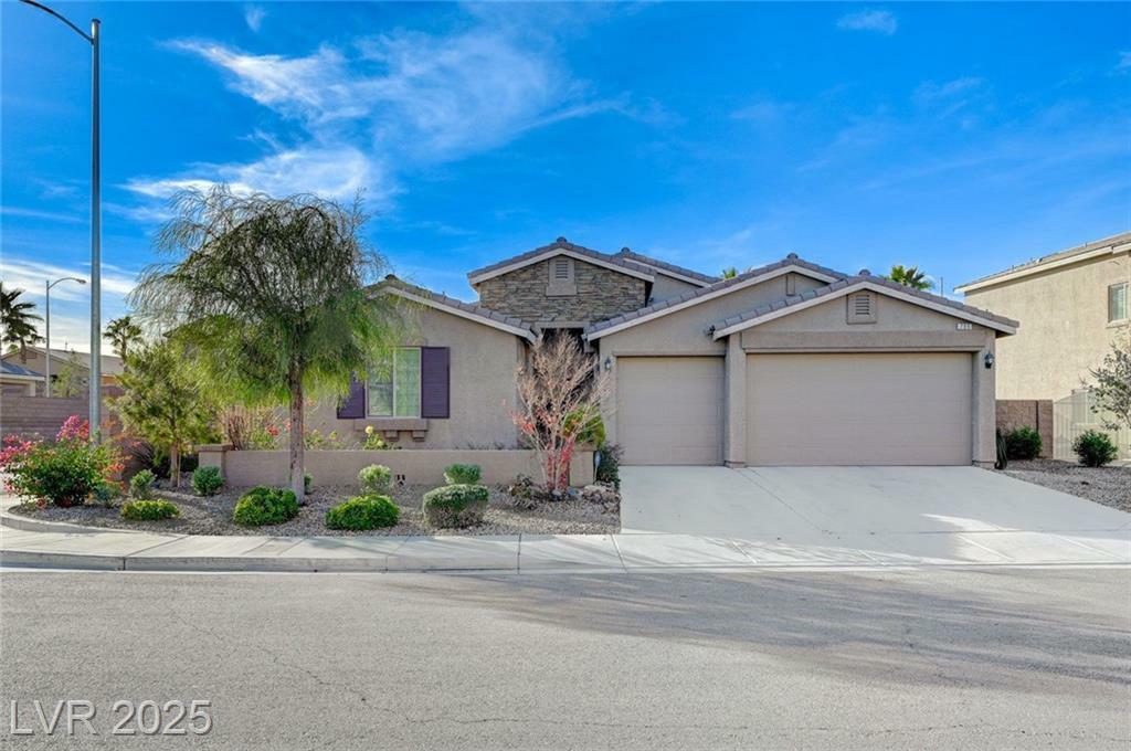 Property Photo: 705 Sunrise Cliffs Street NV 89014