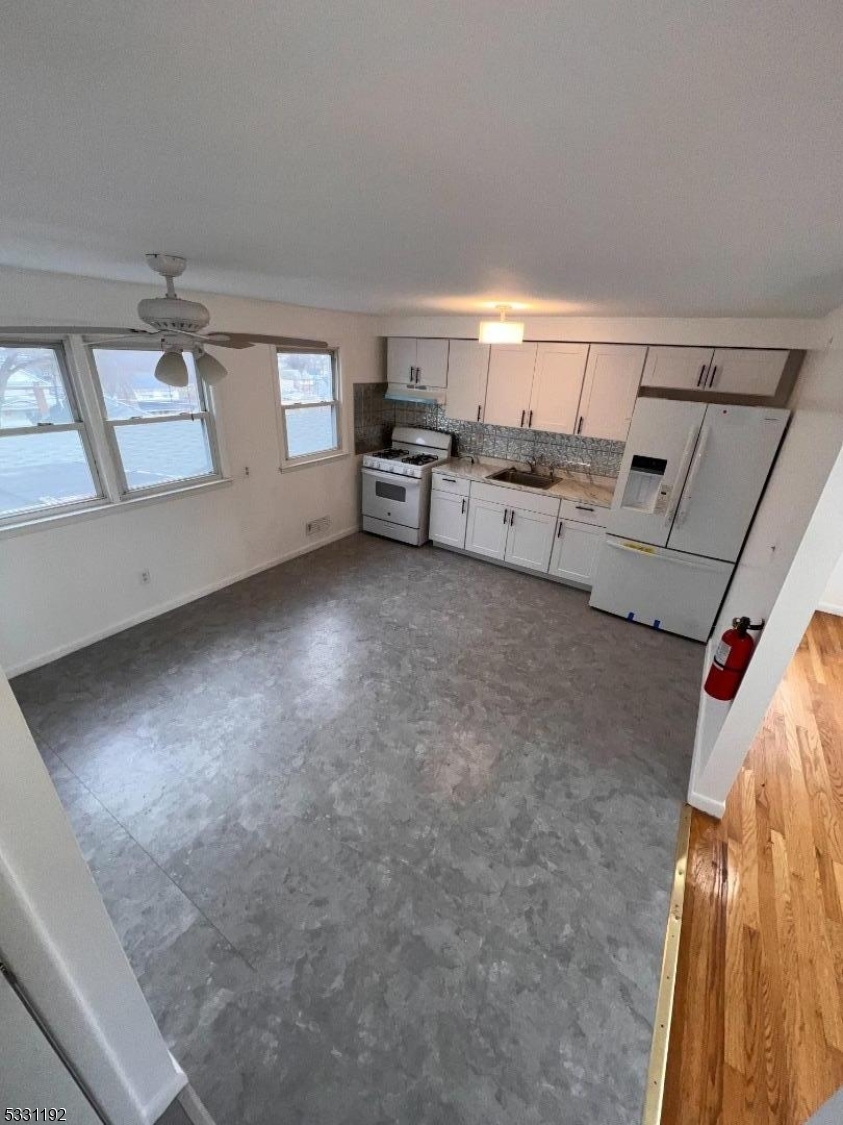 Property Photo:  450 Kearney St  NJ 07522 