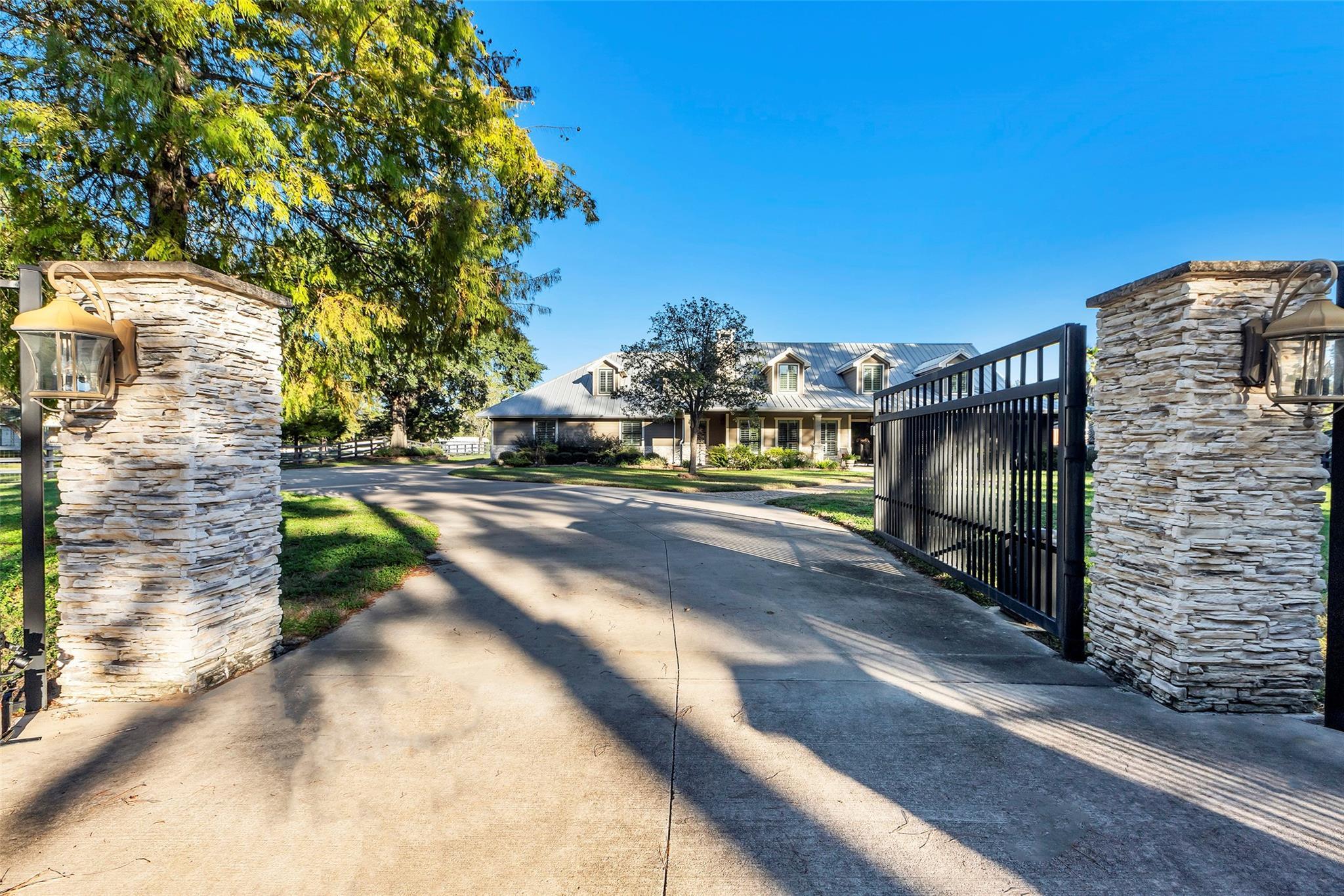 Property Photo: 16619 Bobcat Trail TX 77429