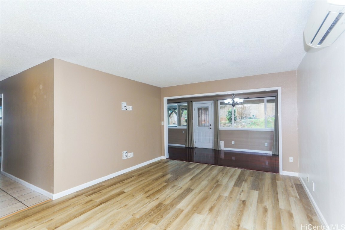 Property Photo: 94-15 Kaweo Place HI 96789