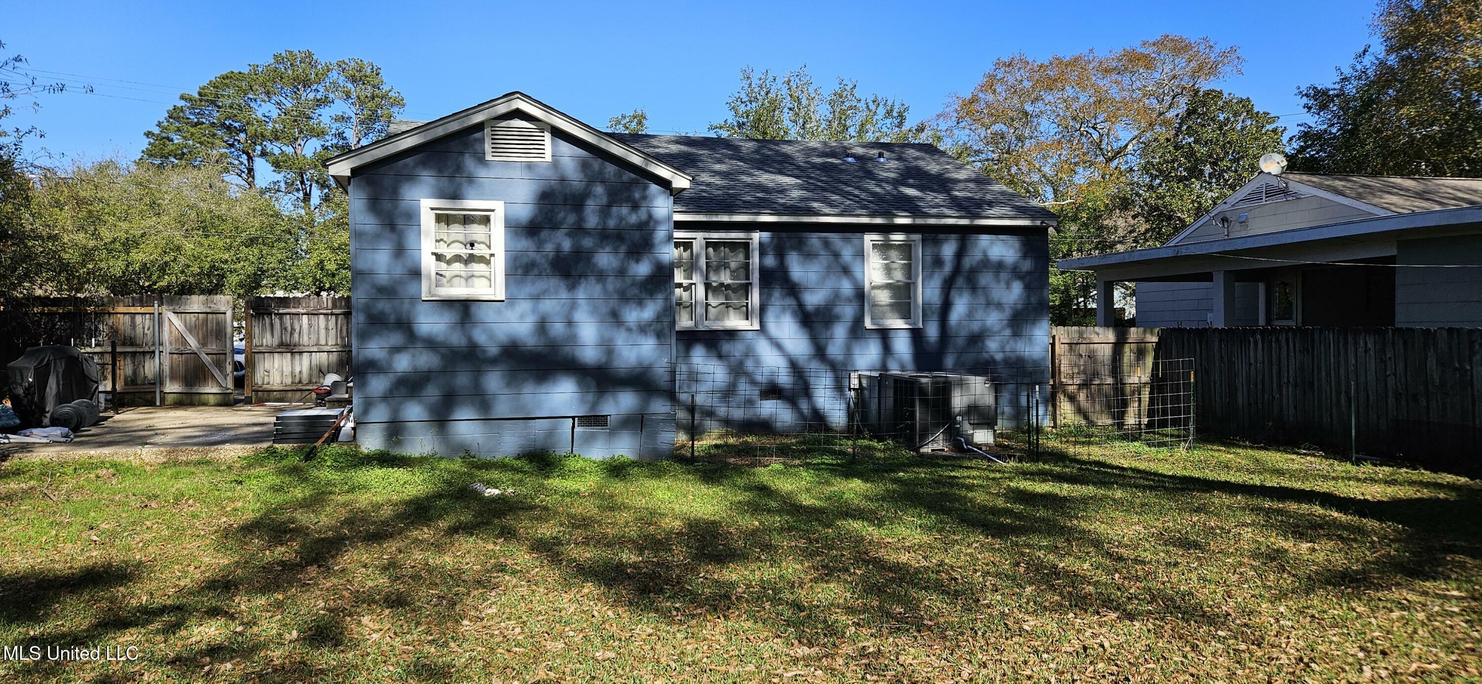 Property Photo:  503 Rebecca Avenue  MS 39401 