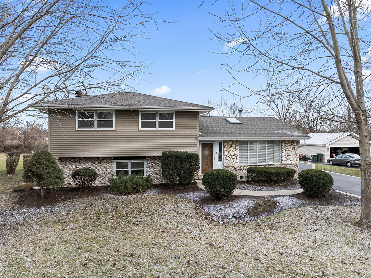 Property Photo:  7345 Oak Grove Avenue  IL 60458 