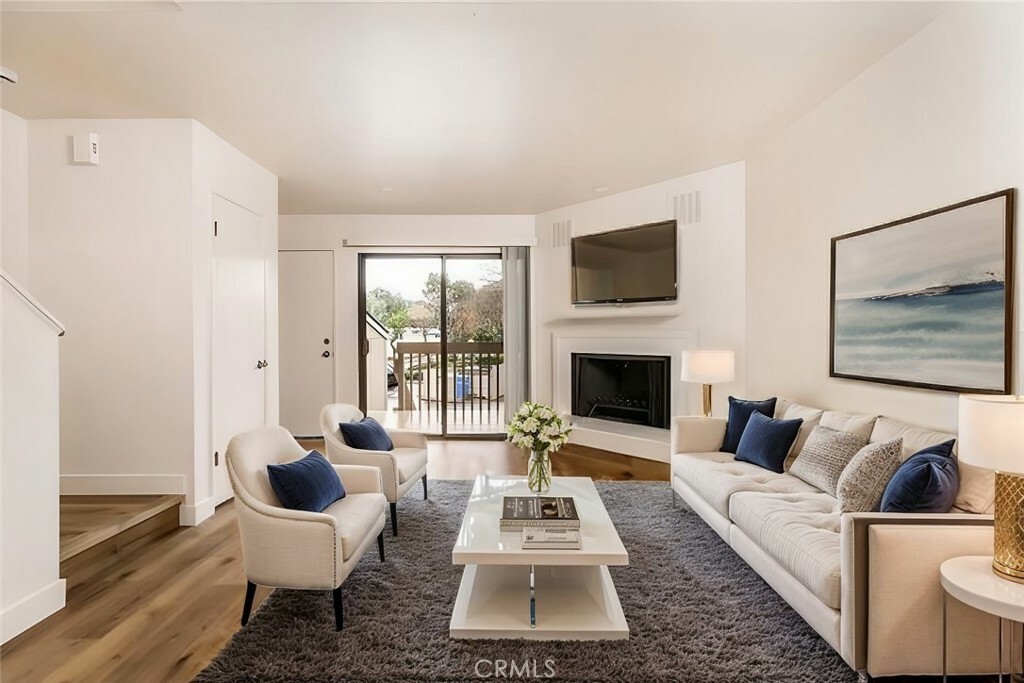 Property Photo:  750 Chorro Street 5  CA 93401 