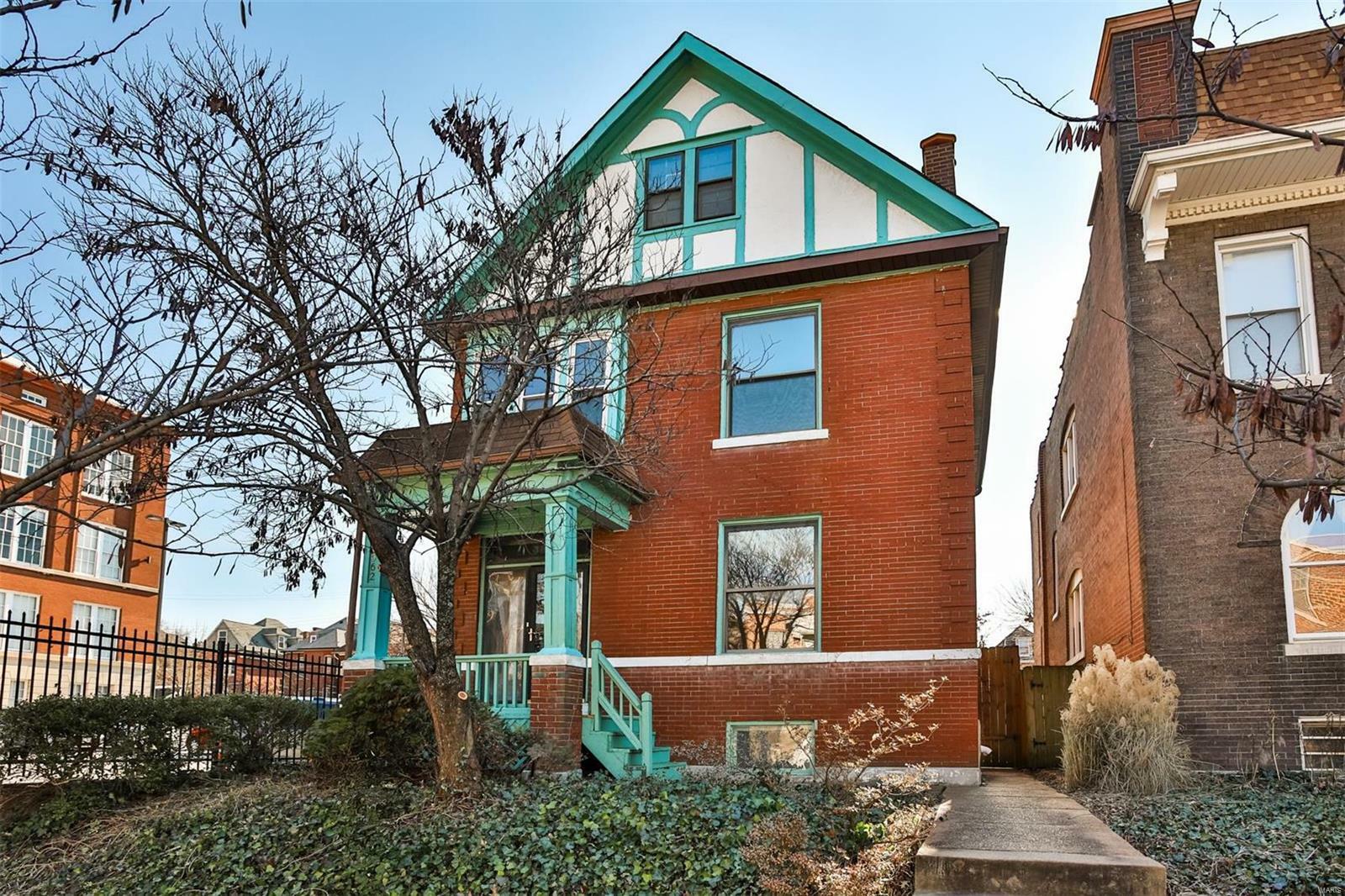 Property Photo: 3962 Flad Avenue MO 63110