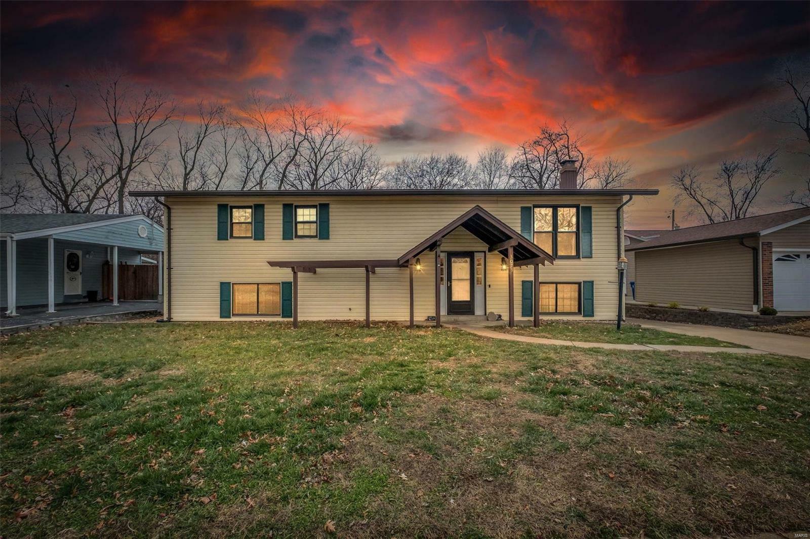 Property Photo:  3073 Charmbrook Lane  MO 63043 