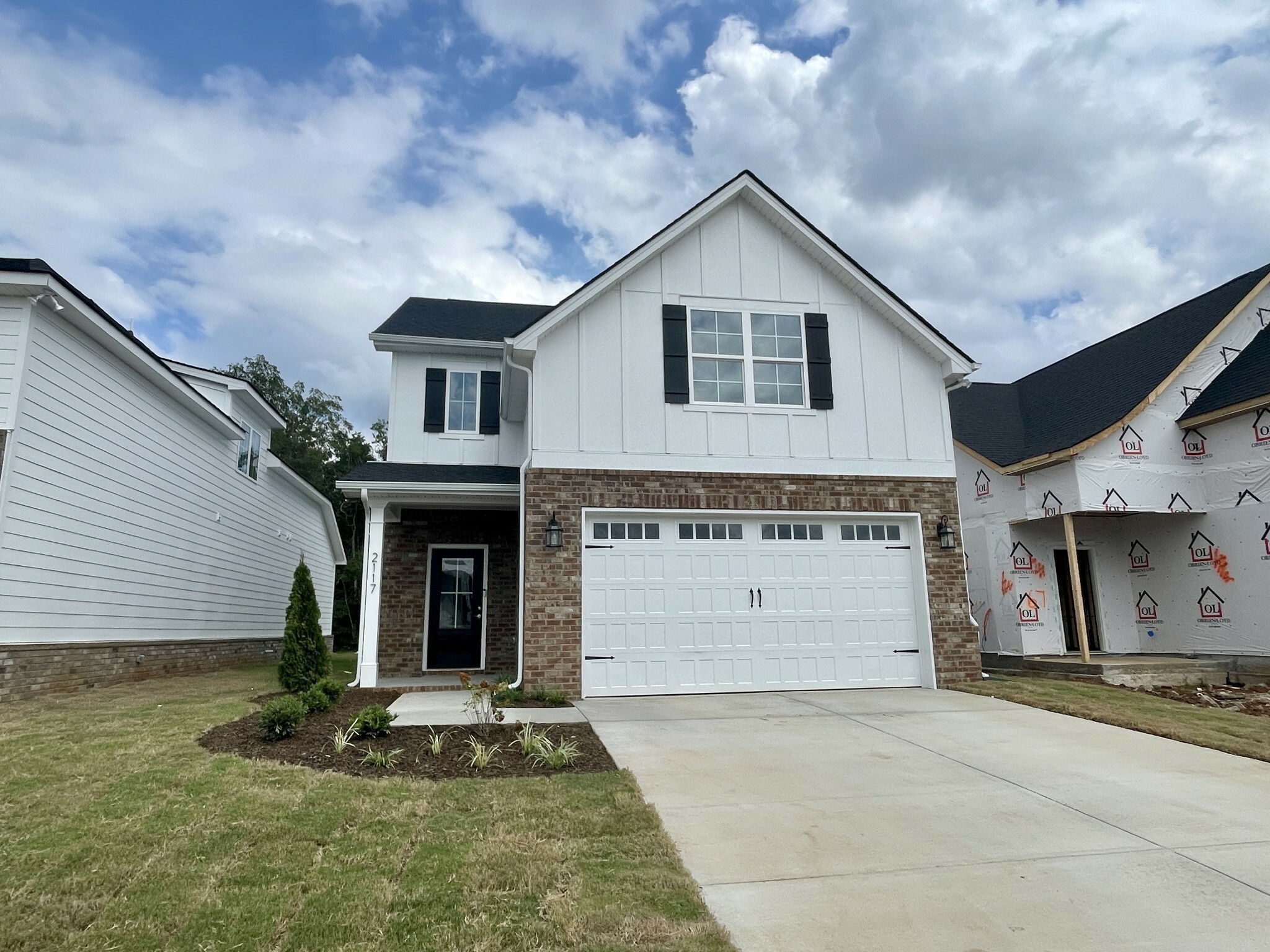 Property Photo:  2173 Barringer Ln  TN 37128 