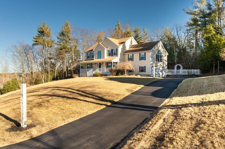 Property Photo: 18 Flying Rock Road NH 03051