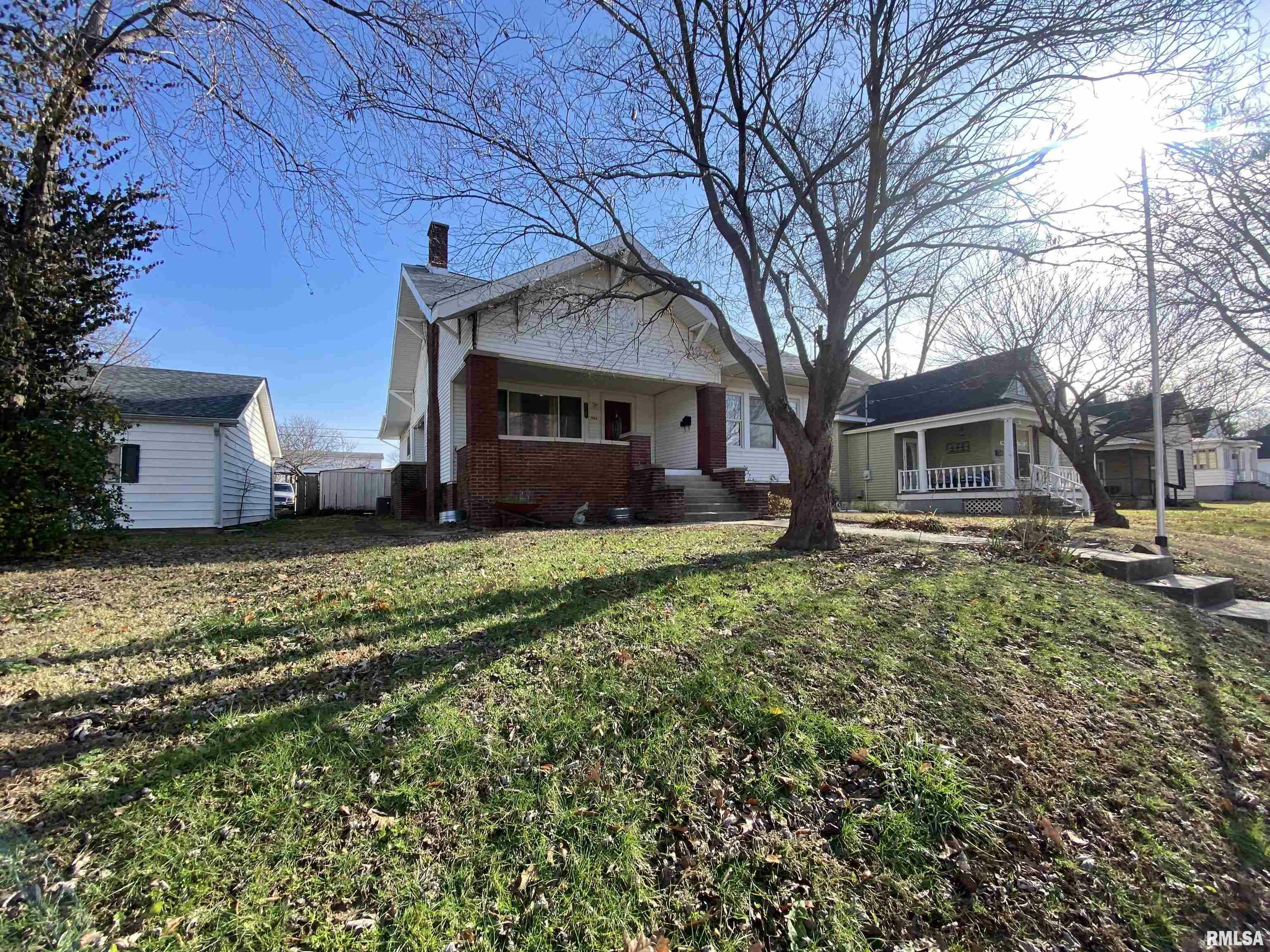 Property Photo:  906 S Granger Street  IL 62946 