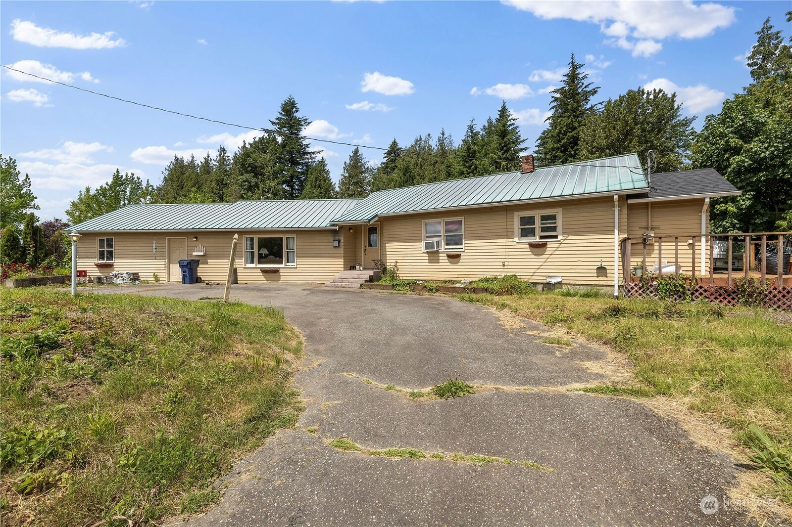 Property Photo: 2094 Front Street WA 98264