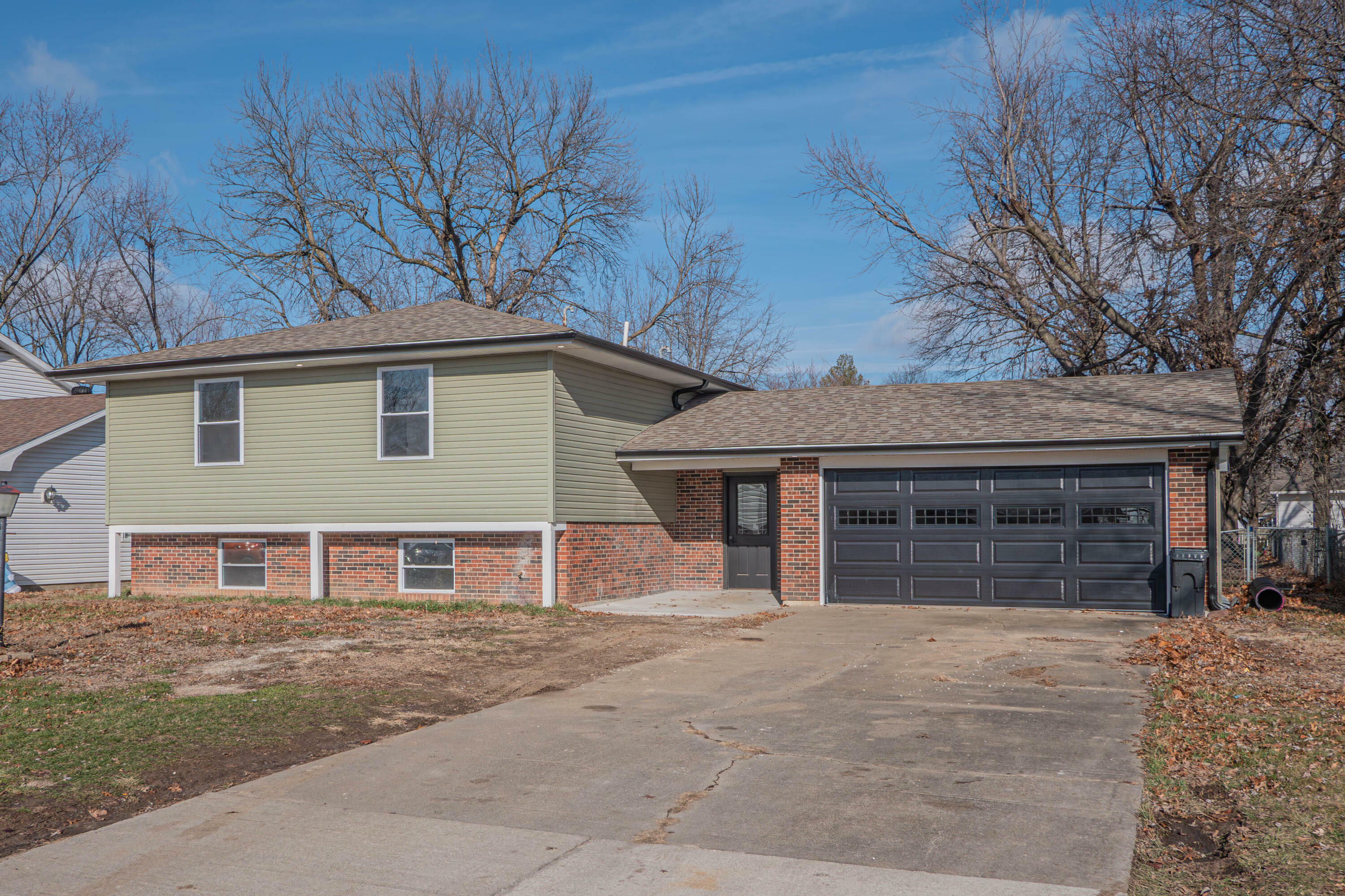 Property Photo:  739 Meadowbrook Circle  MO 65270 