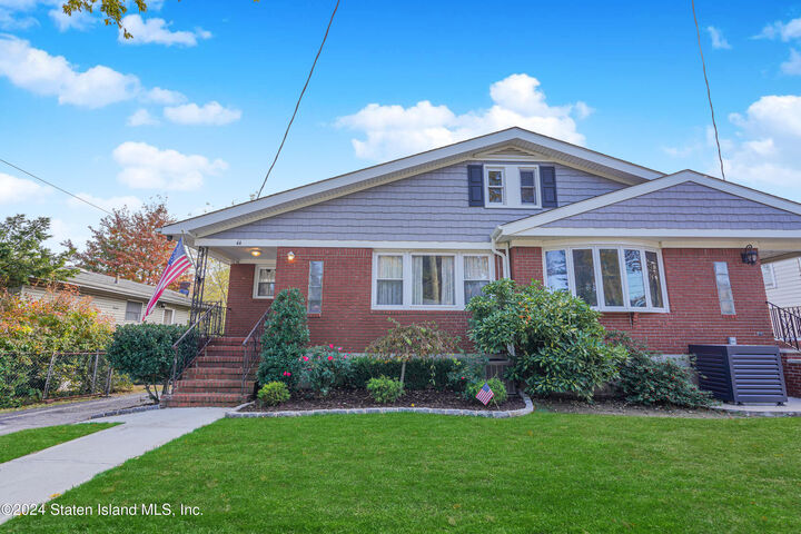 Property Photo:  44 Mildred Avenue  NY 10314 