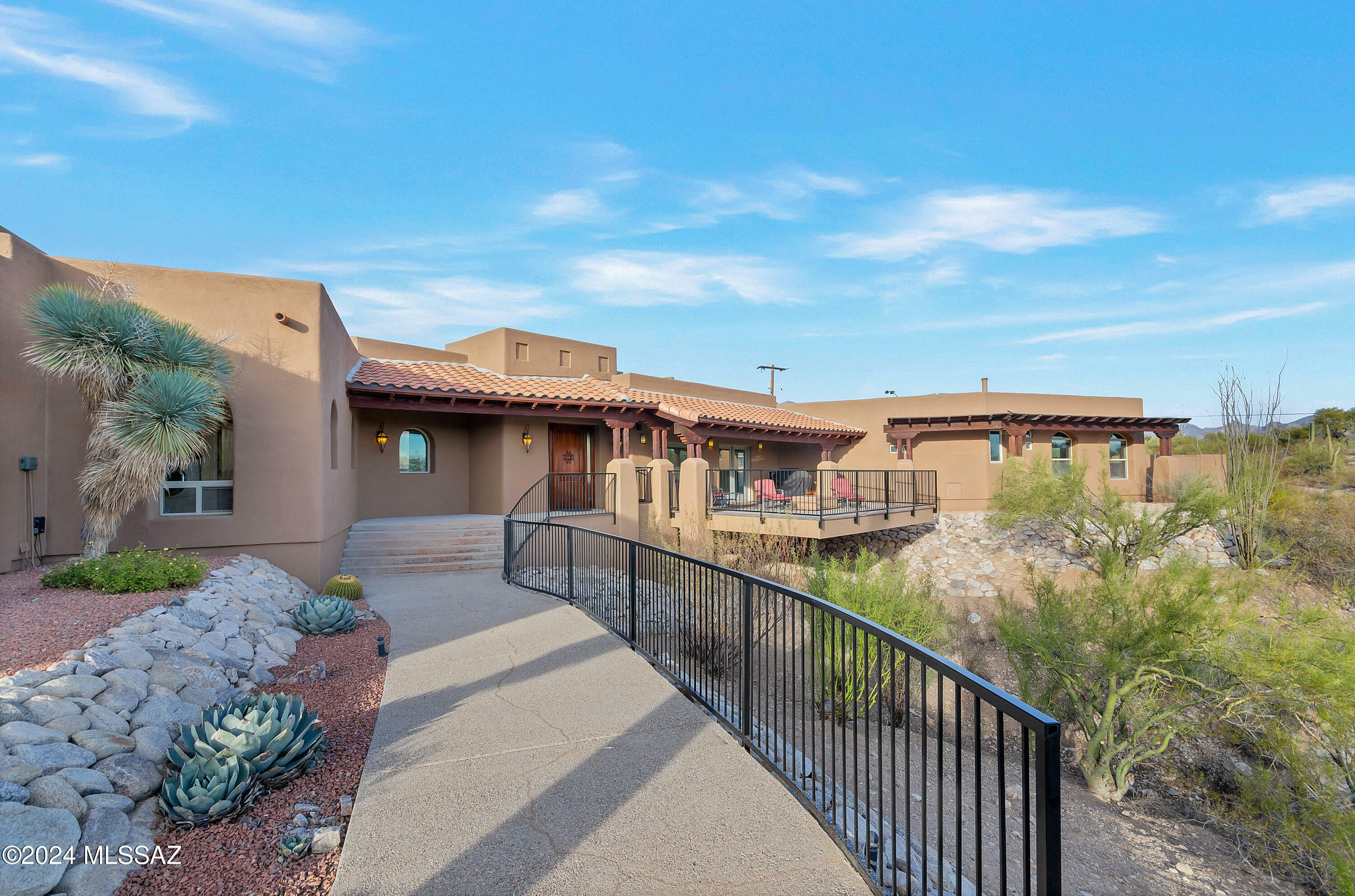 Property Photo:  4423 N Osage Drive  AZ 85718 