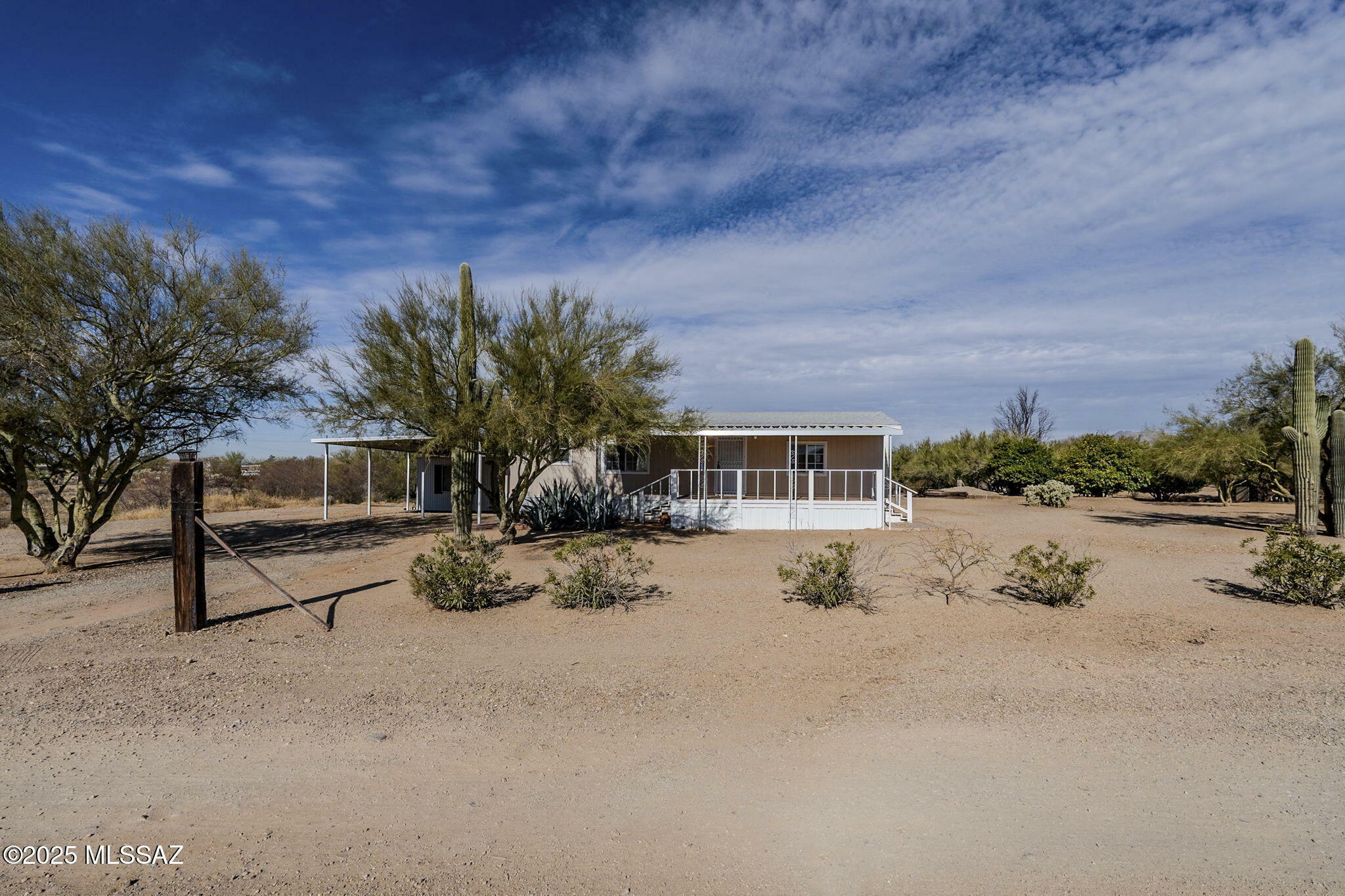 Property Photo:  3733 S San Joaquin Road  AZ 85741 