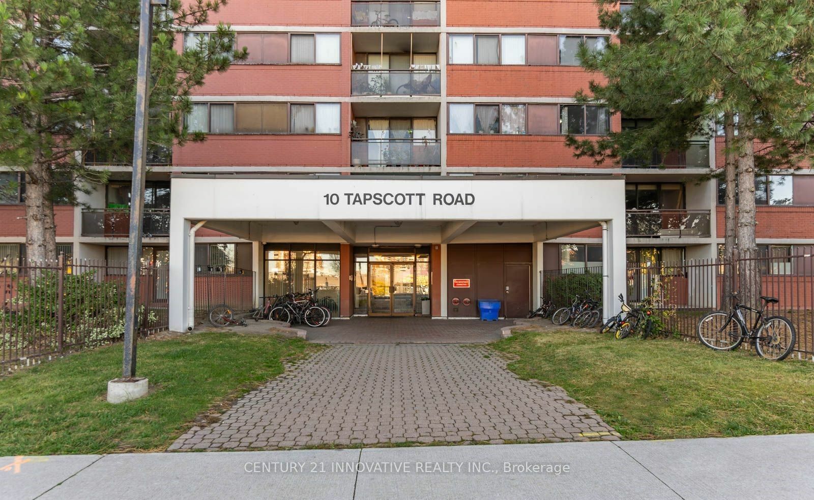 Property Photo:  10 Tapscott Rd 1207  ON M1B 3L9 