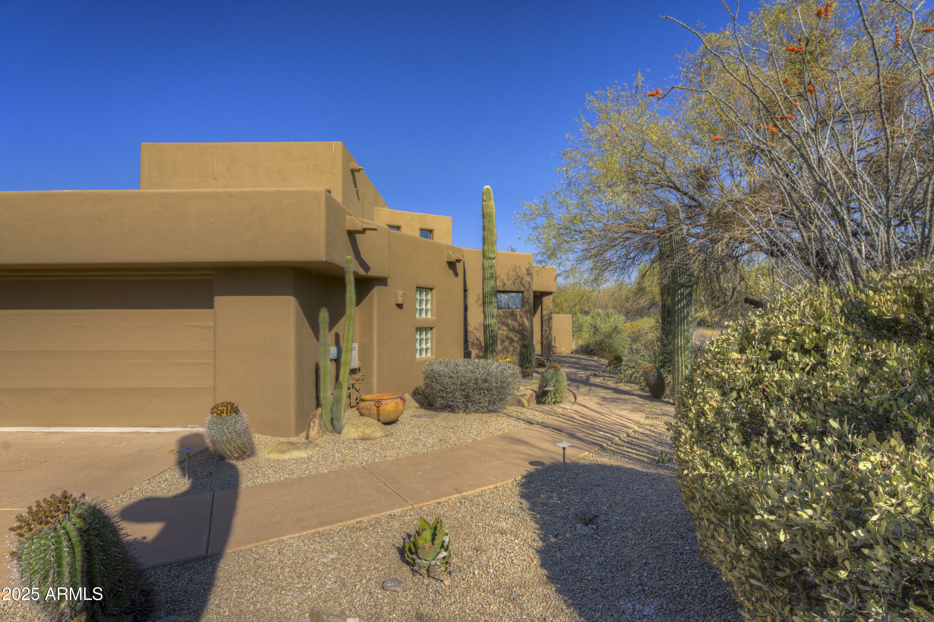 Property Photo:  7800 E Boulders Parkway 9  AZ 85266 