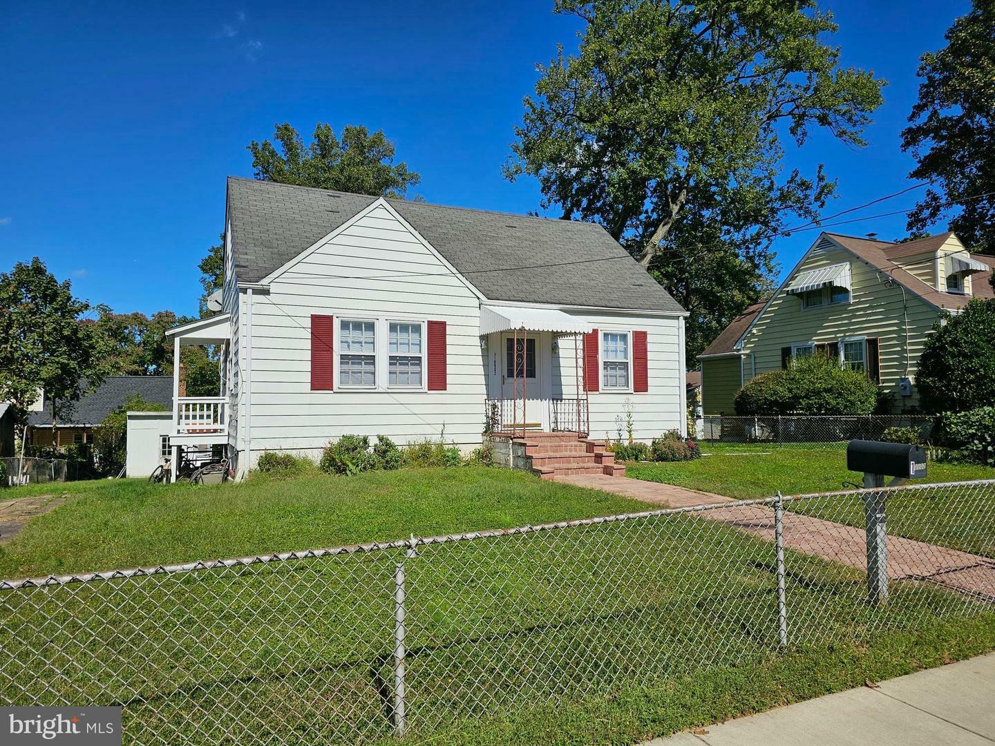 Property Photo: 10902 Milburn Street VA 22030