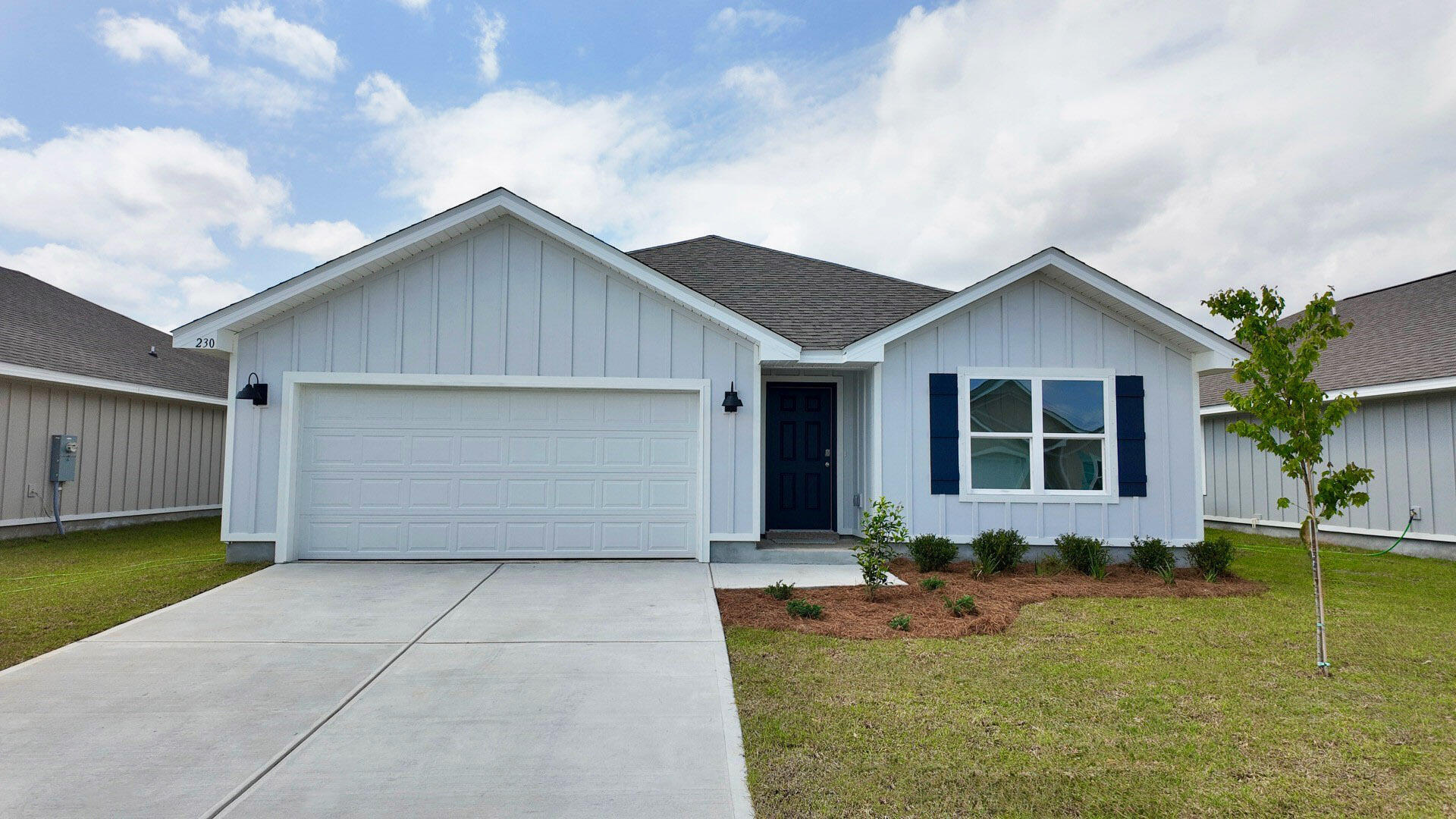 Property Photo: 230 Laurel Hill Street FL 32539