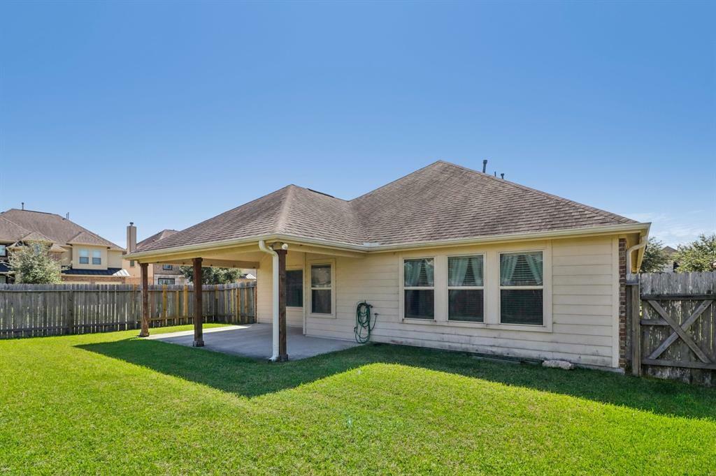 Property Photo:  3011 Kurth Canyon Court  TX 77573 