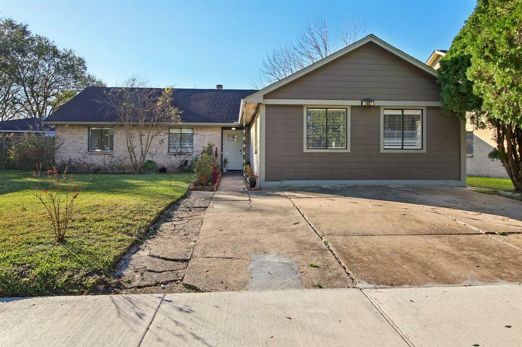 Property Photo:  7407 W Fuqua Drive  TX 77489 