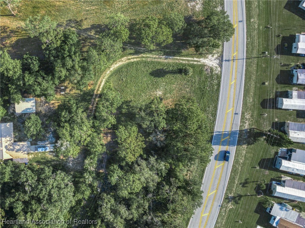 Property Photo:  646 Memorial Drive  FL 33870 