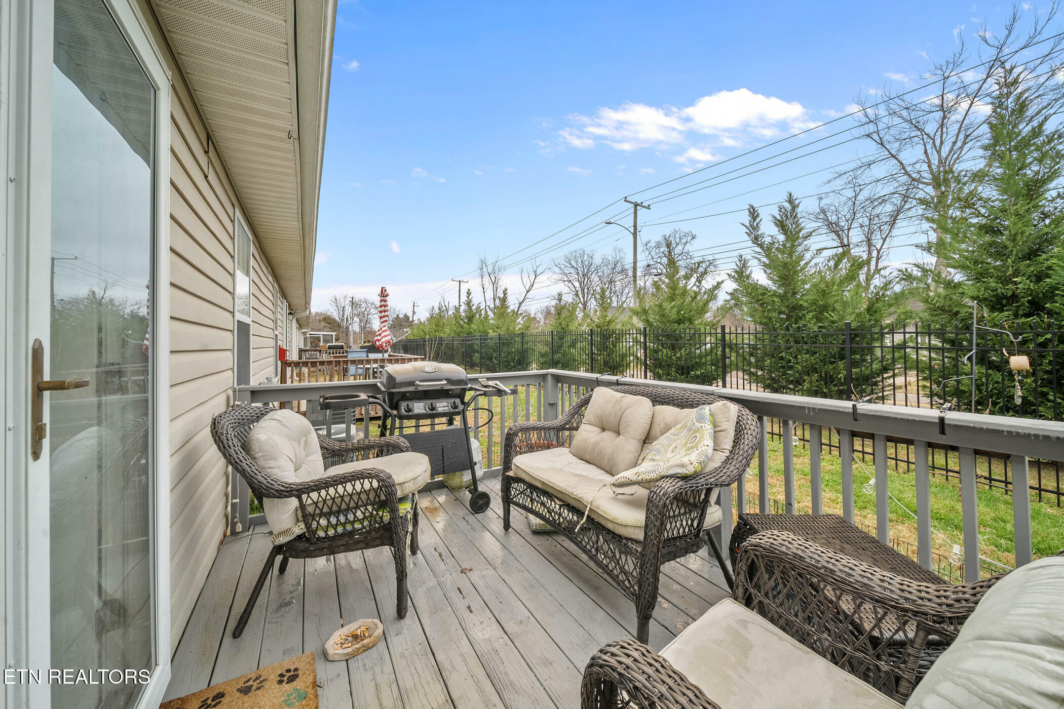 Property Photo:  747 High Point Way  TN 37912 