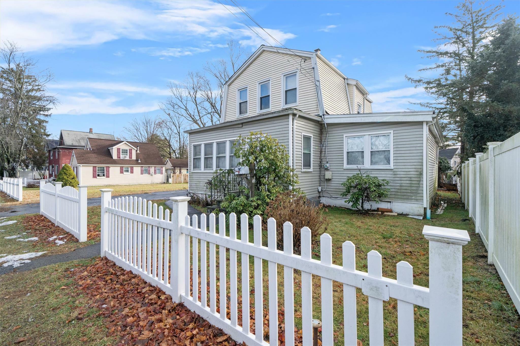 Property Photo:  34 Kings Ferry Road  NY 10548 