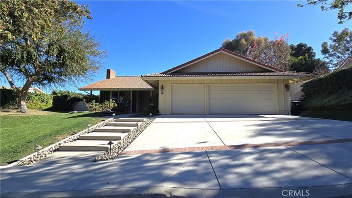 Property Photo: 4 Peacock Lane CA 90274