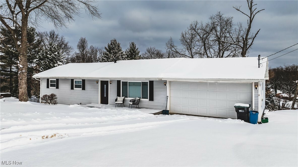 1713 Forest Hills Drive  Vienna WV 26105 photo