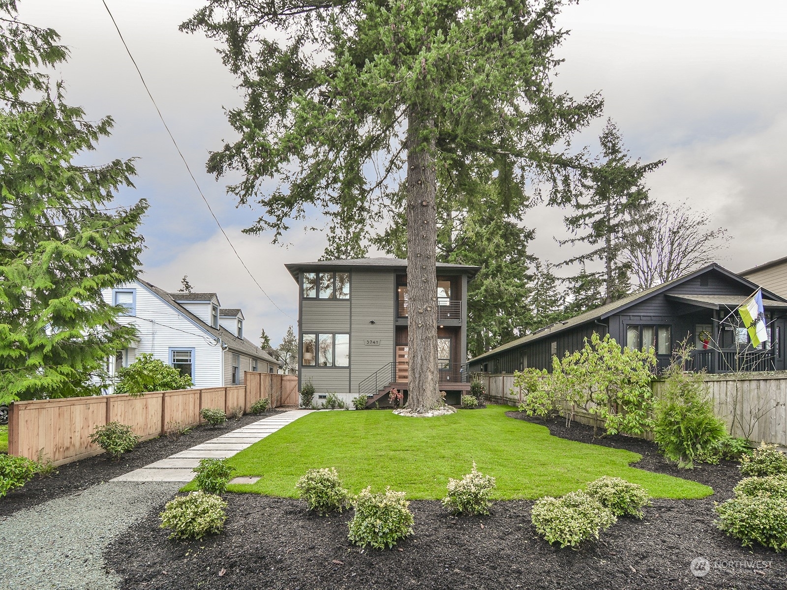 Property Photo:  3741 SW 98th Street  WA 98126 