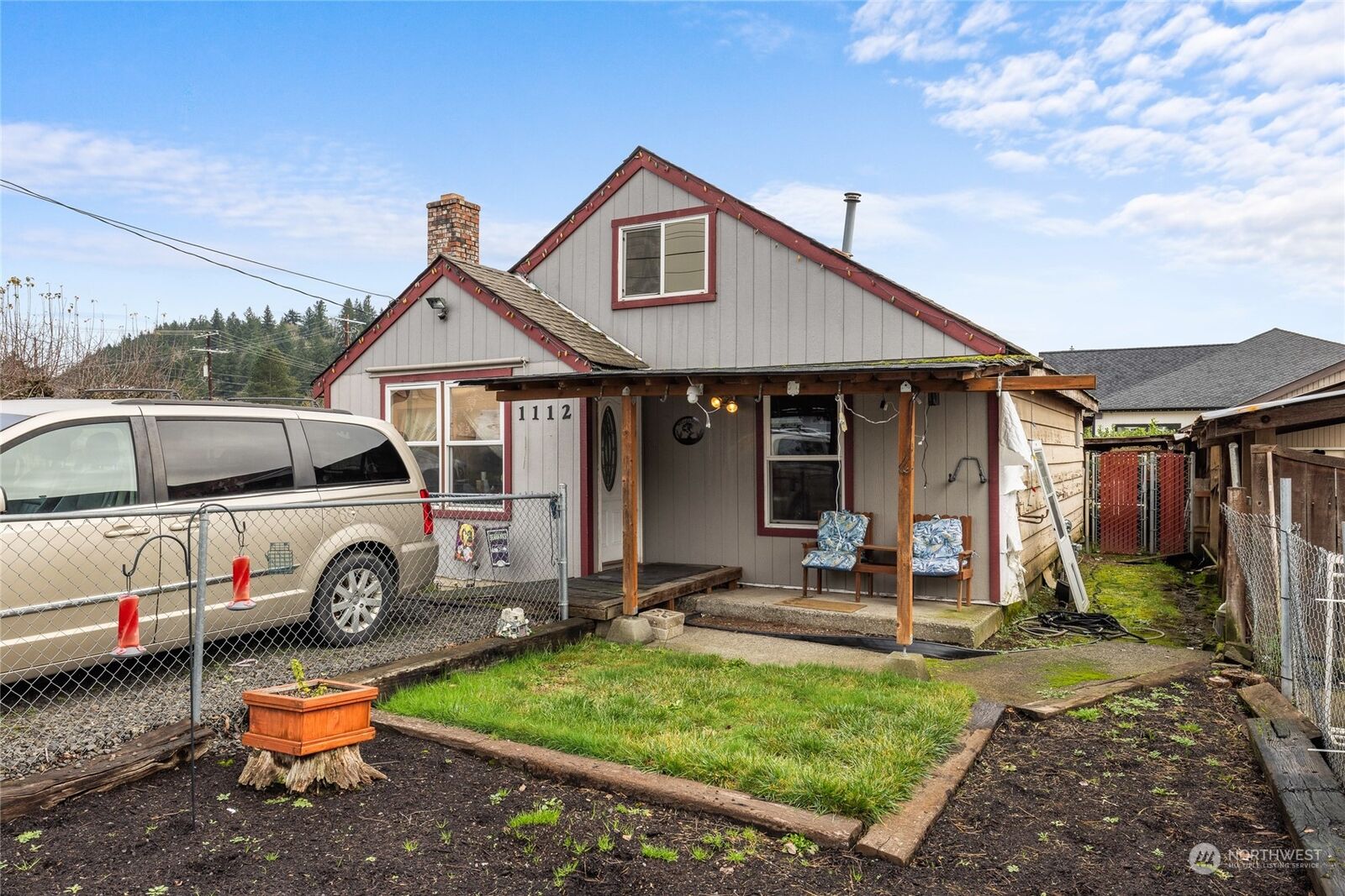Property Photo:  1112  Grand Avenue  WA 98531 