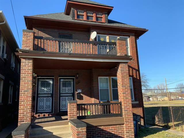 Property Photo:  1418 W Euclid Street  MI 48206 