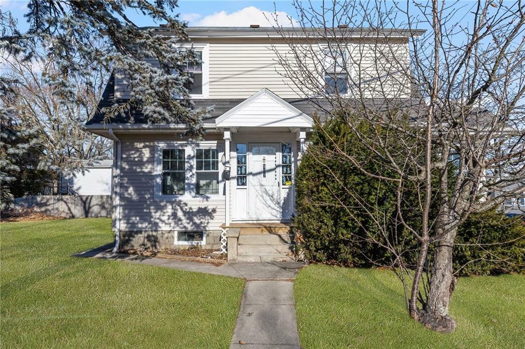 Property Photo:  507 Post Road  RI 02888 