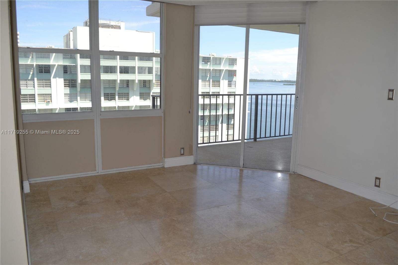 Property Photo:  1865 Brickell Ave A1604  FL 33129 