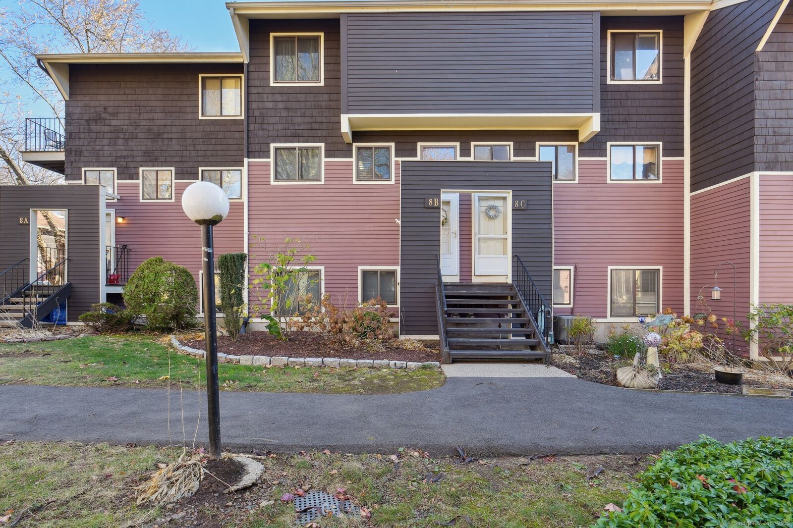 Property Photo: 8 Stonegate B CT 06405