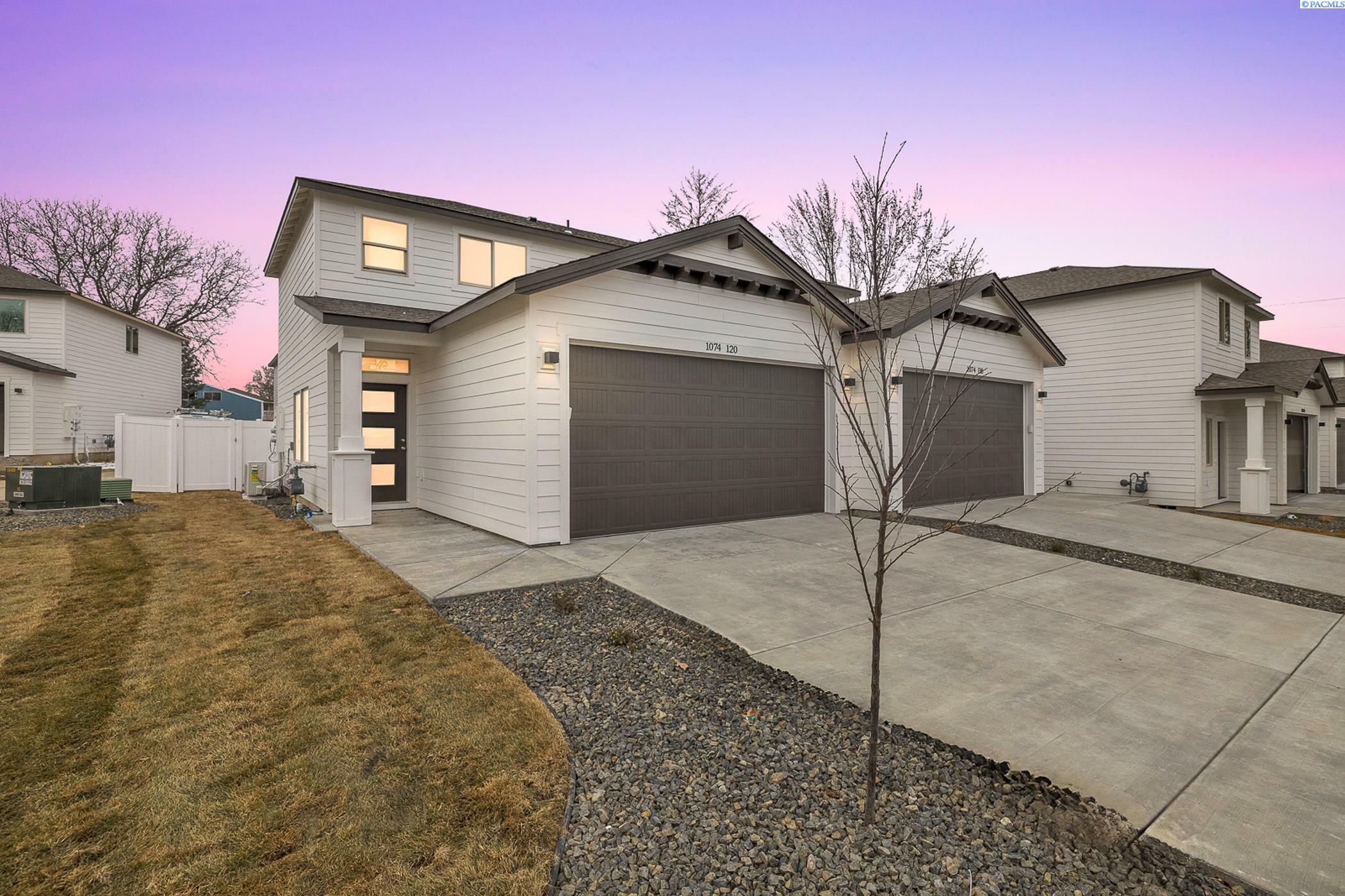 1074 S Underwood Pl  Kennewick WA 99337 photo