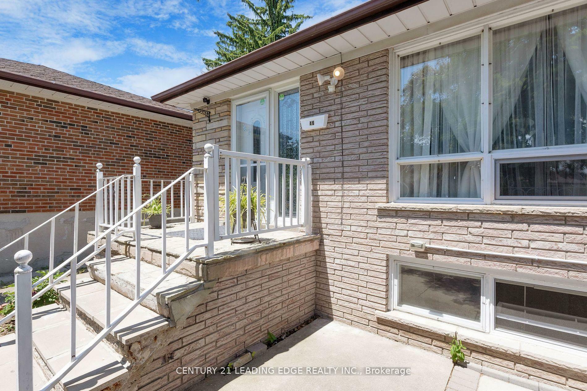 Property Photo: 46 Budworth Drive ON M1E 3H9