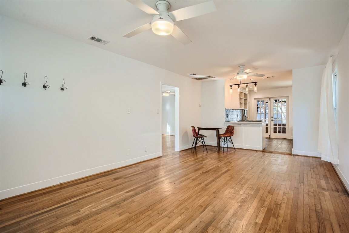 Property Photo:  1716 S 5th Street 1  TX 78704 