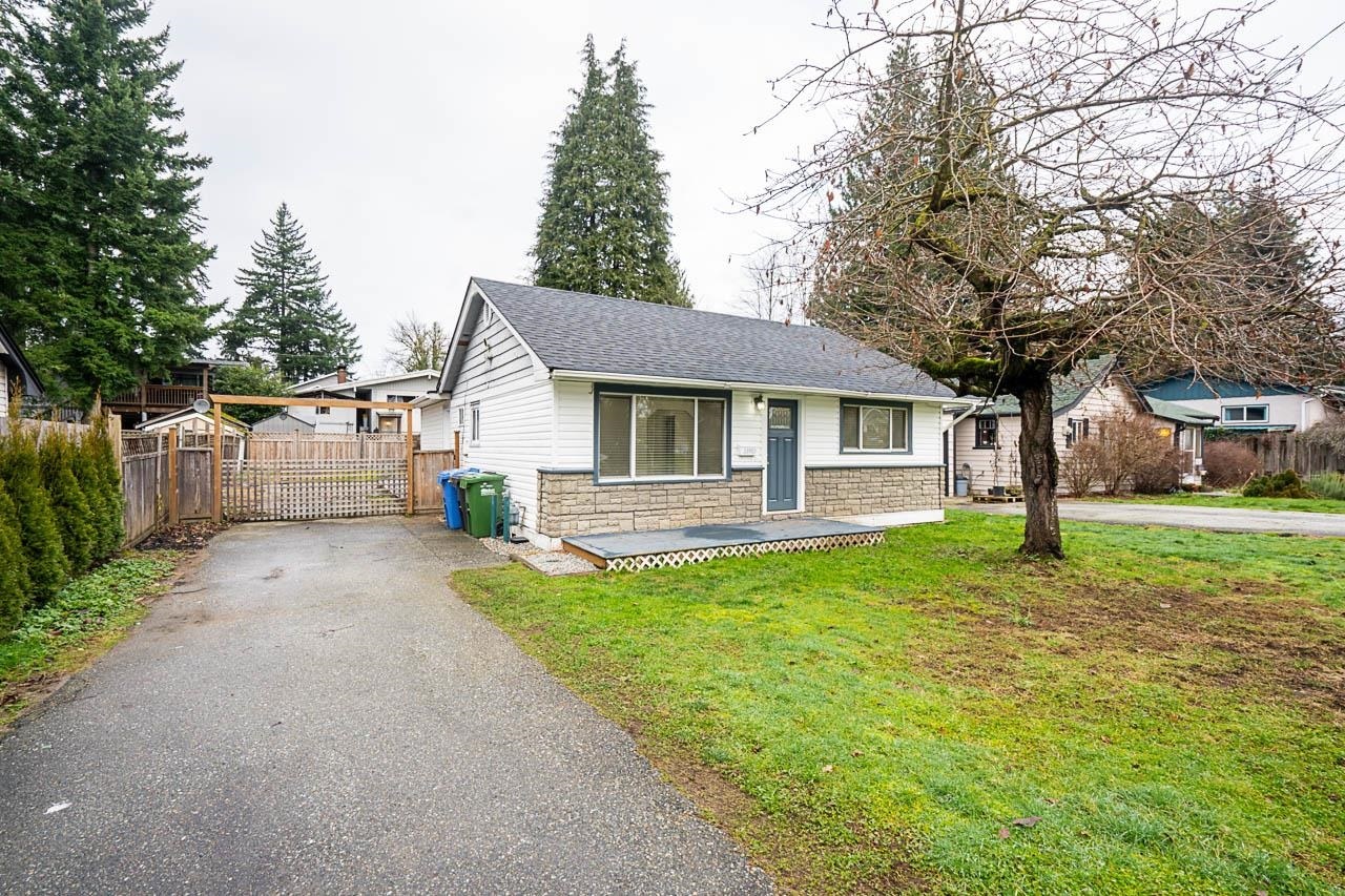 Photo de la propriété:  33983 Essendene Avenue  BC V2S 2H9 