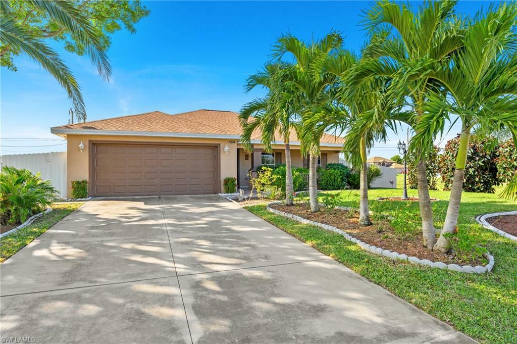 Property Photo: 1206 NE 5th Ave FL 33909